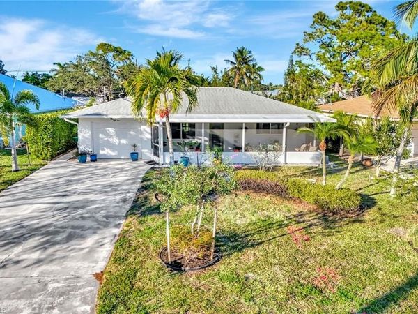 55 9th ST, BONITA SPRINGS, FL 34134