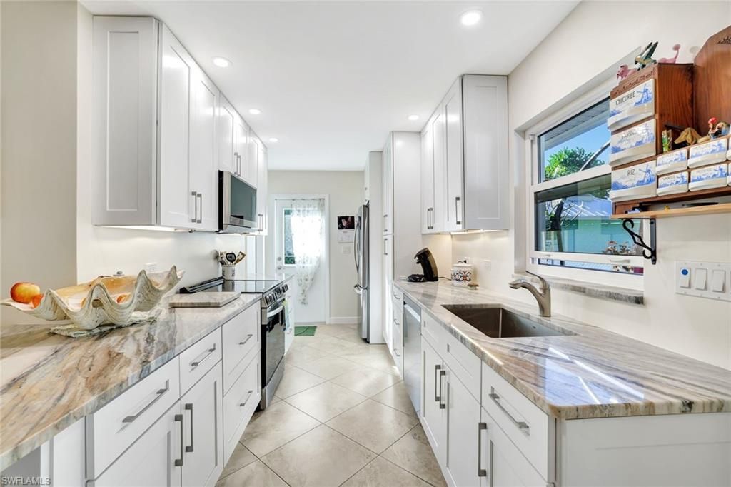 55 9th St, Bonita Springs, FL 34134 Photo