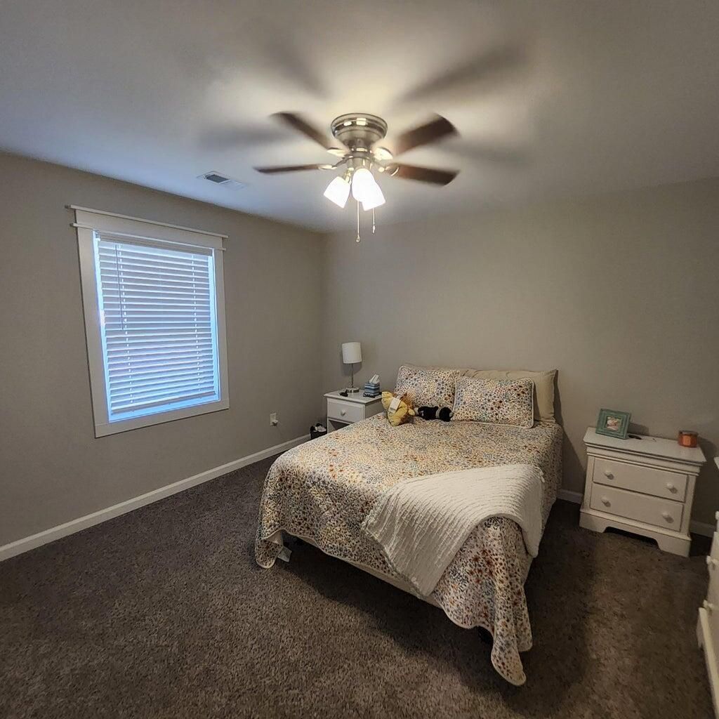 224 E Clark Street Photo 8