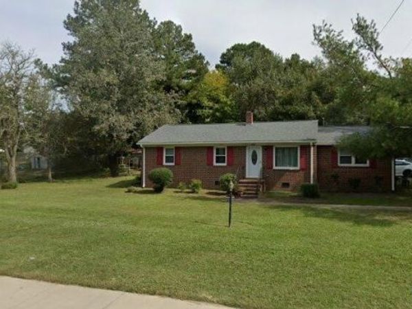 400 Easter Street, Emporia, VA 23847