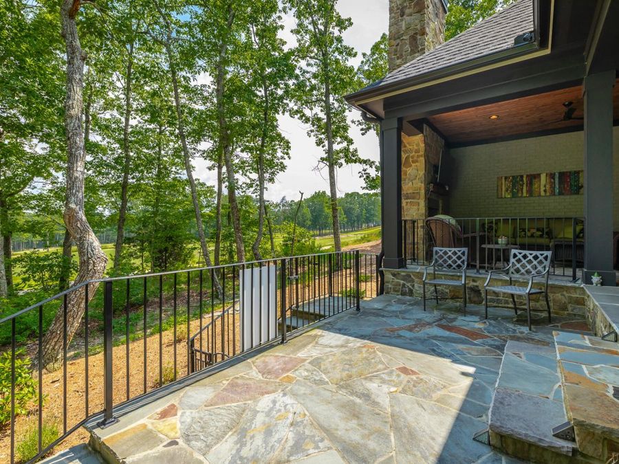 Property Image 95