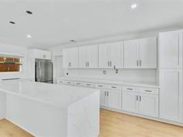 2206 SE 14th St, Pompano Beach, FL 33062