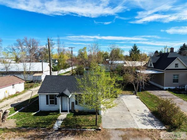 155 E Jackson Street, BLACKFOOT, ID 83221