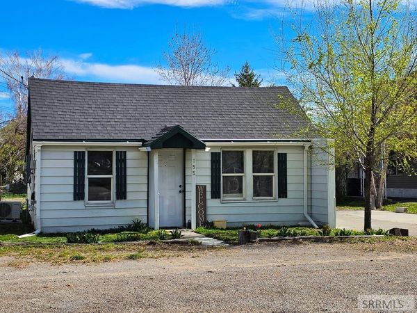 155 E Jackson Street, BLACKFOOT, ID 83221