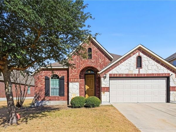 102 N Pasture Cove, Hutto, TX 78634