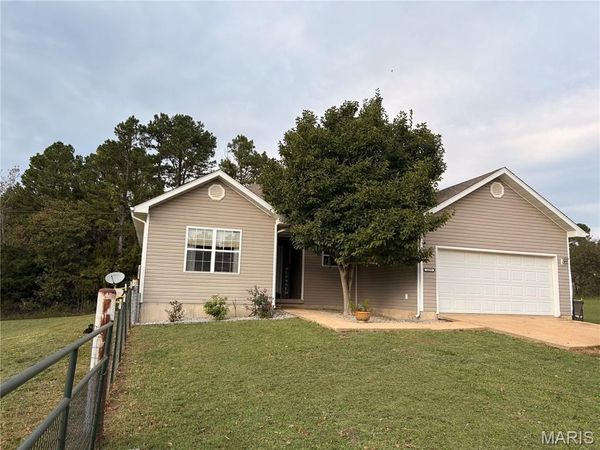 16255 Walnut Road, Plato, MO 65552