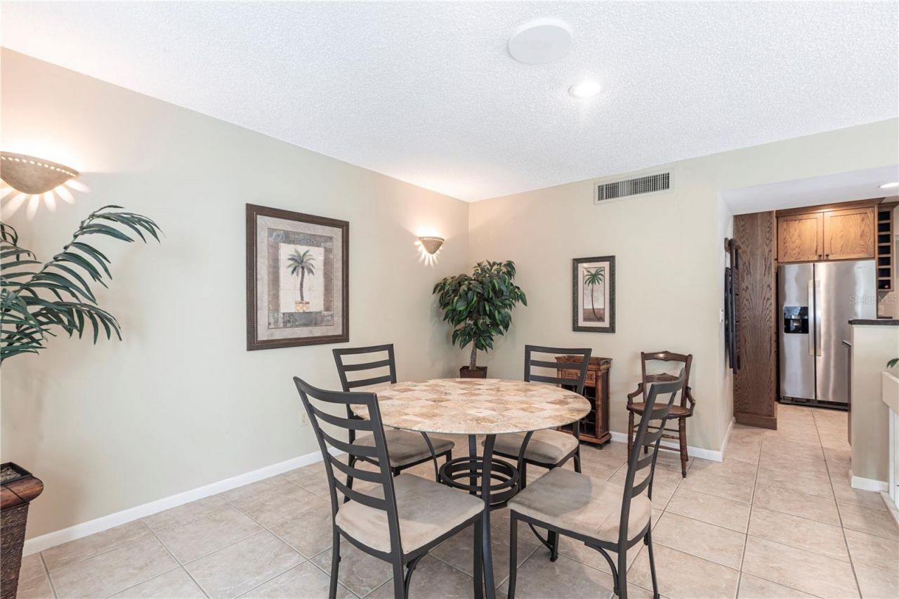 6026 E Peppertree Way, Unit 221A, Sarasota, FL 34242 Photo