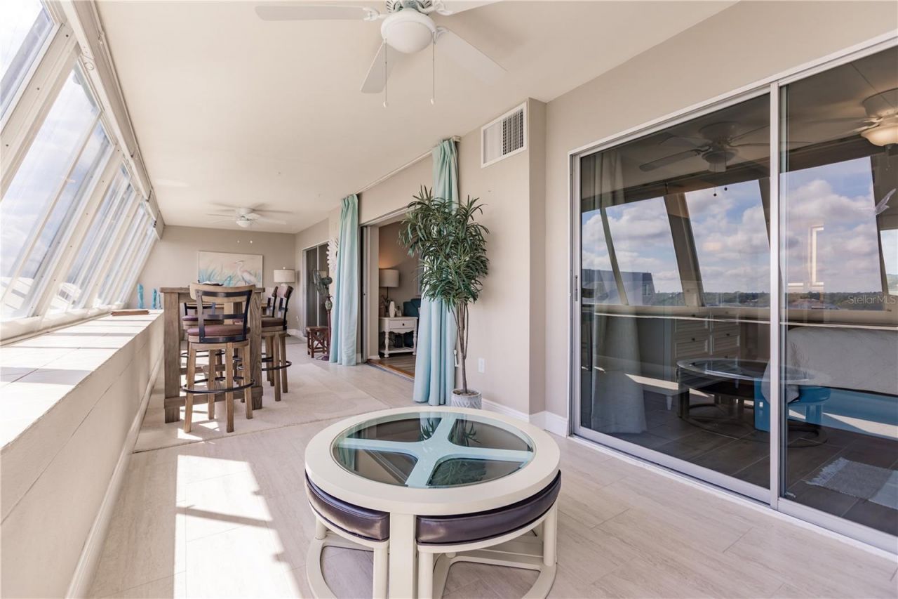 1255 E Peppertree Drive, Unit 602, Sarasota, FL 34242 Photo