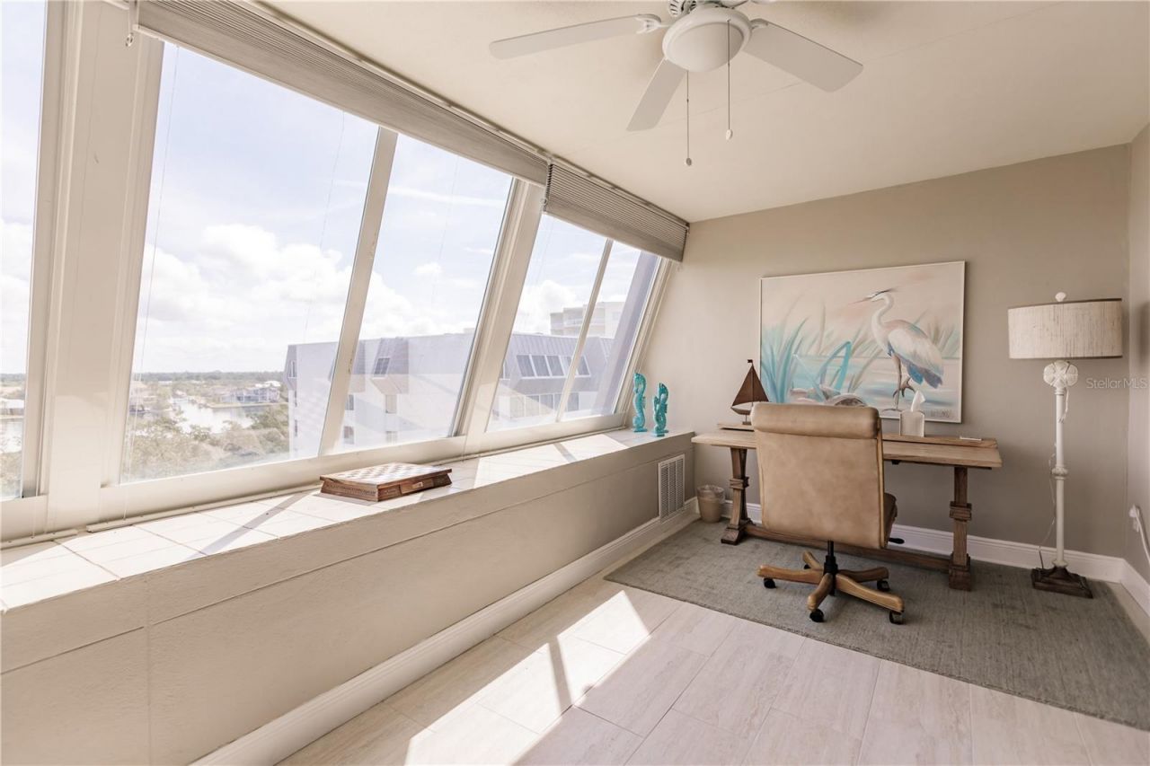 1255 E Peppertree Drive, Unit 602, Sarasota, FL 34242 Photo