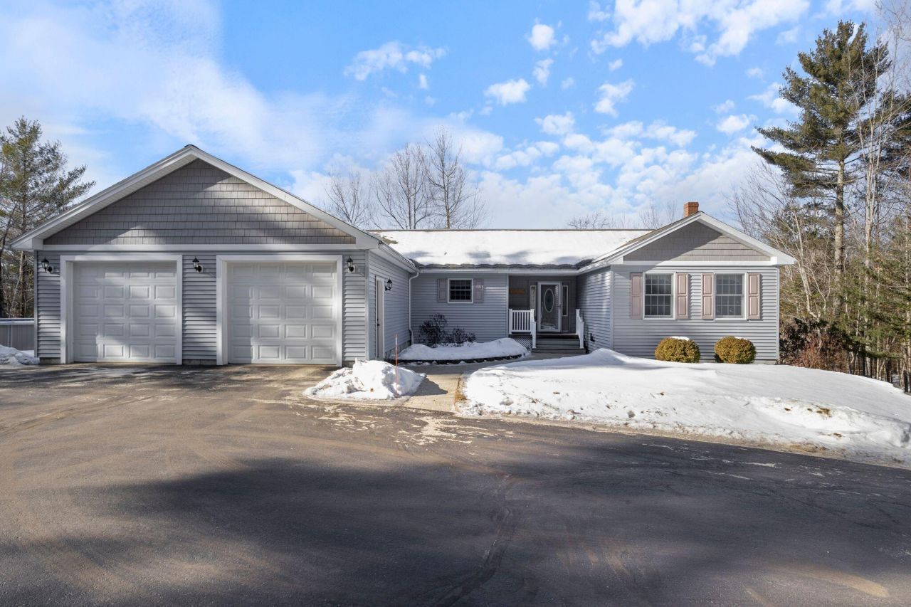 440 Mountainside Drive, Turner, ME 04282 Main Photo