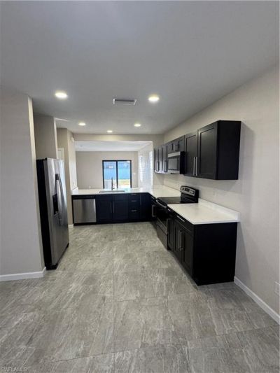 1004 Diplomat Pkwy W, Cape Coral, FL 33993 Photo