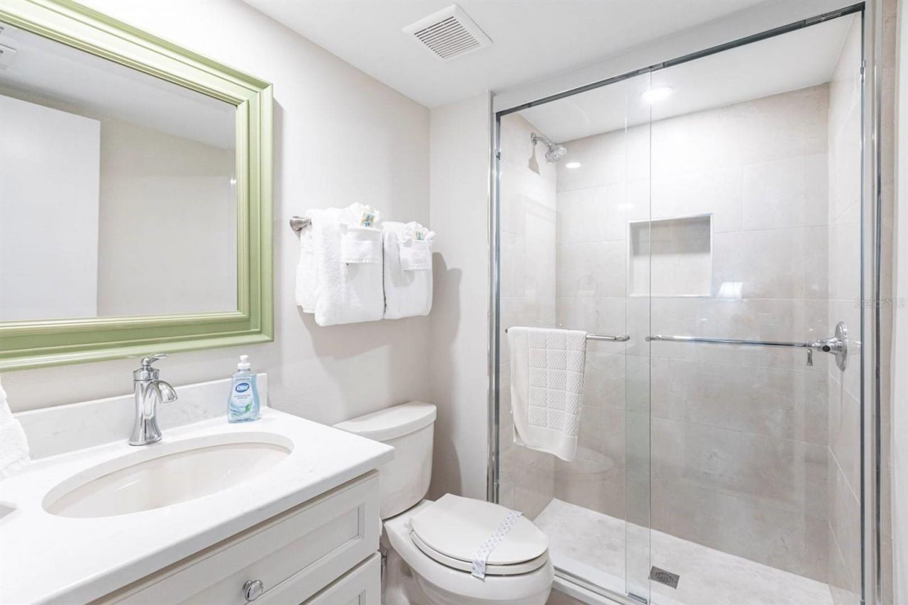 6023 W Peppertree Way, Unit 235, Sarasota, FL 34242 Photo