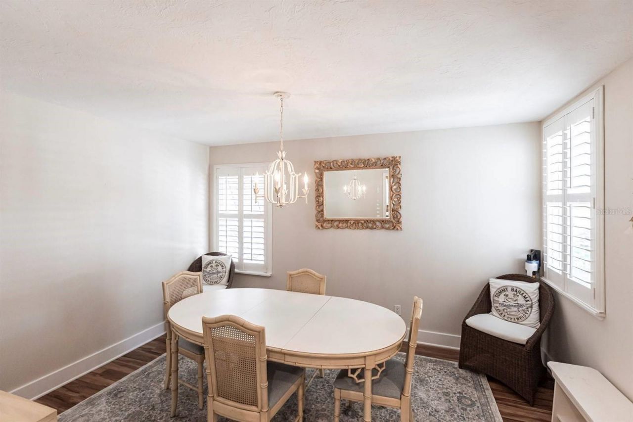 6023 W Peppertree Way, Unit 235, Sarasota, FL 34242 Photo