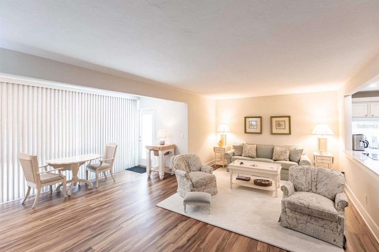 6023 W Peppertree Way, Unit 235, Sarasota, FL 34242 Photo