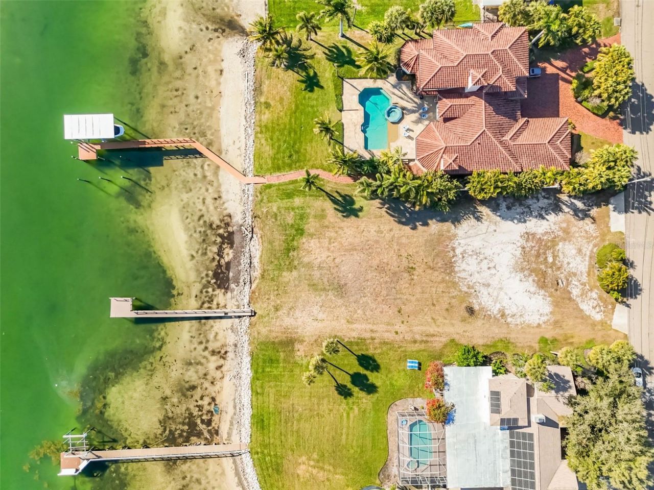 6330 Bahama Shores Drive S, Saint Petersburg, FL 33705 Photo