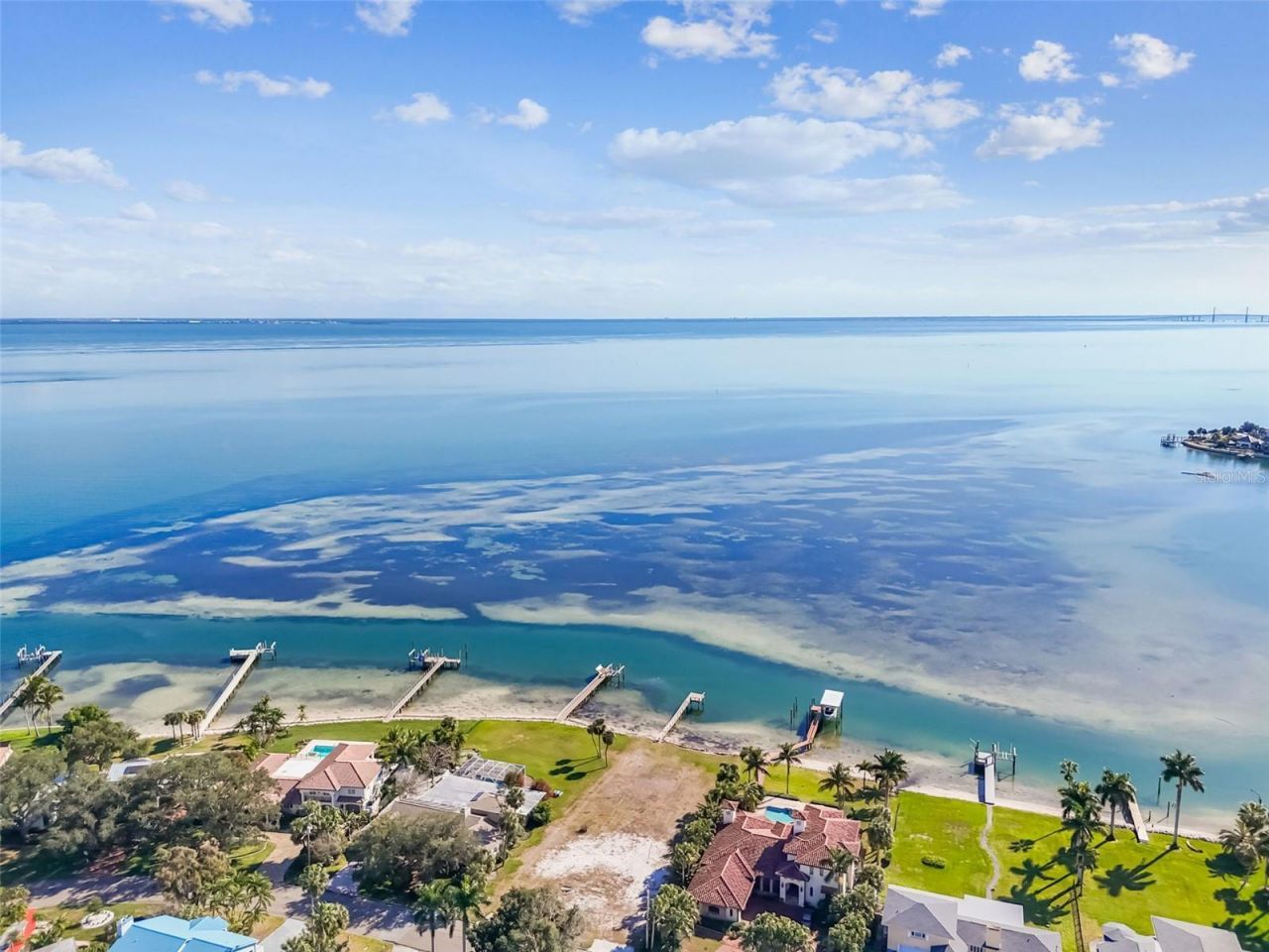 6330 Bahama Shores Drive S, Saint Petersburg, FL 33705 Photo