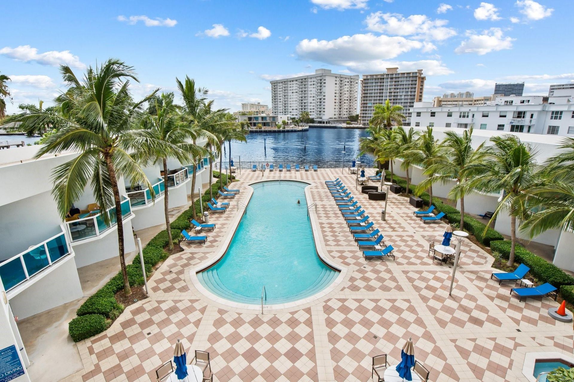 1945 S Ocean Drive, Unit 307, Hallandale Beach, FL 33009 Photo