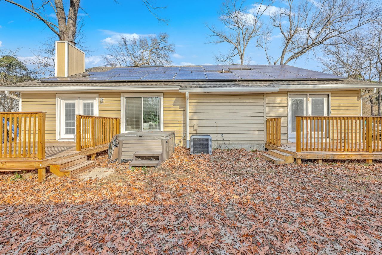 201 Sweetbriar Road Photo 19