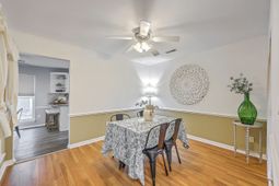 201 Sweetbriar Road photo 4