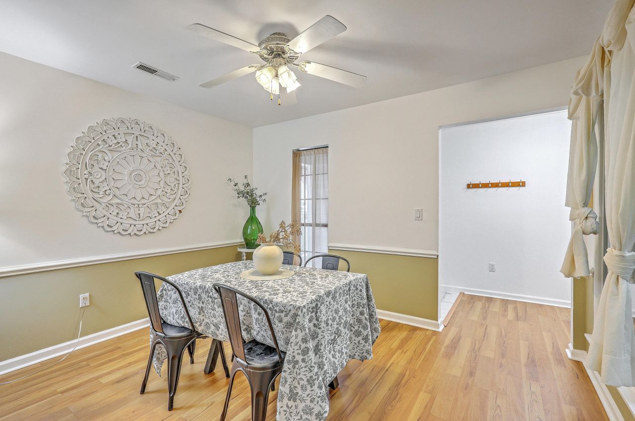 201 Sweetbriar Road Photo 27