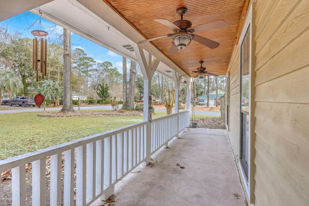 201 Sweetbriar Road Photo 29