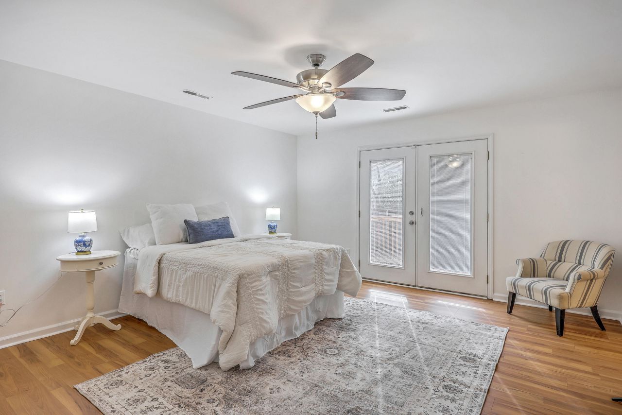 201 Sweetbriar Road Photo 7