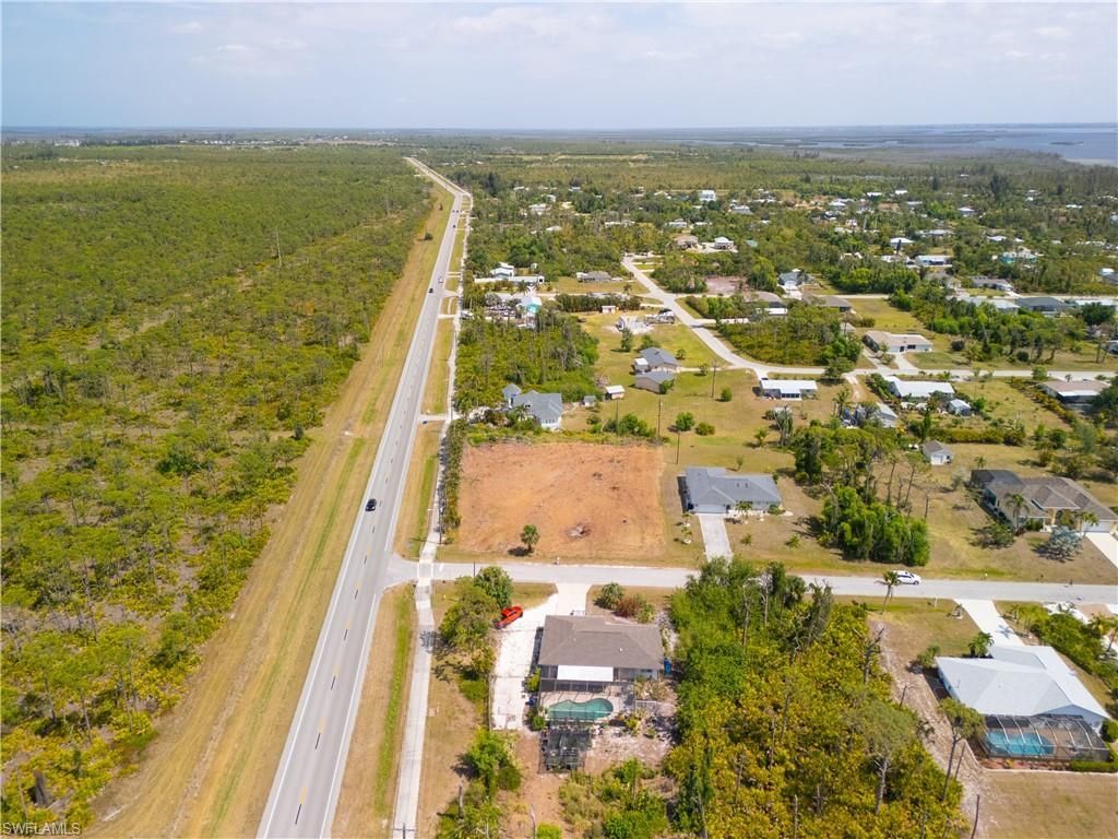 5500 Stringfellow Rd, Saint James City, FL 33956 Photo