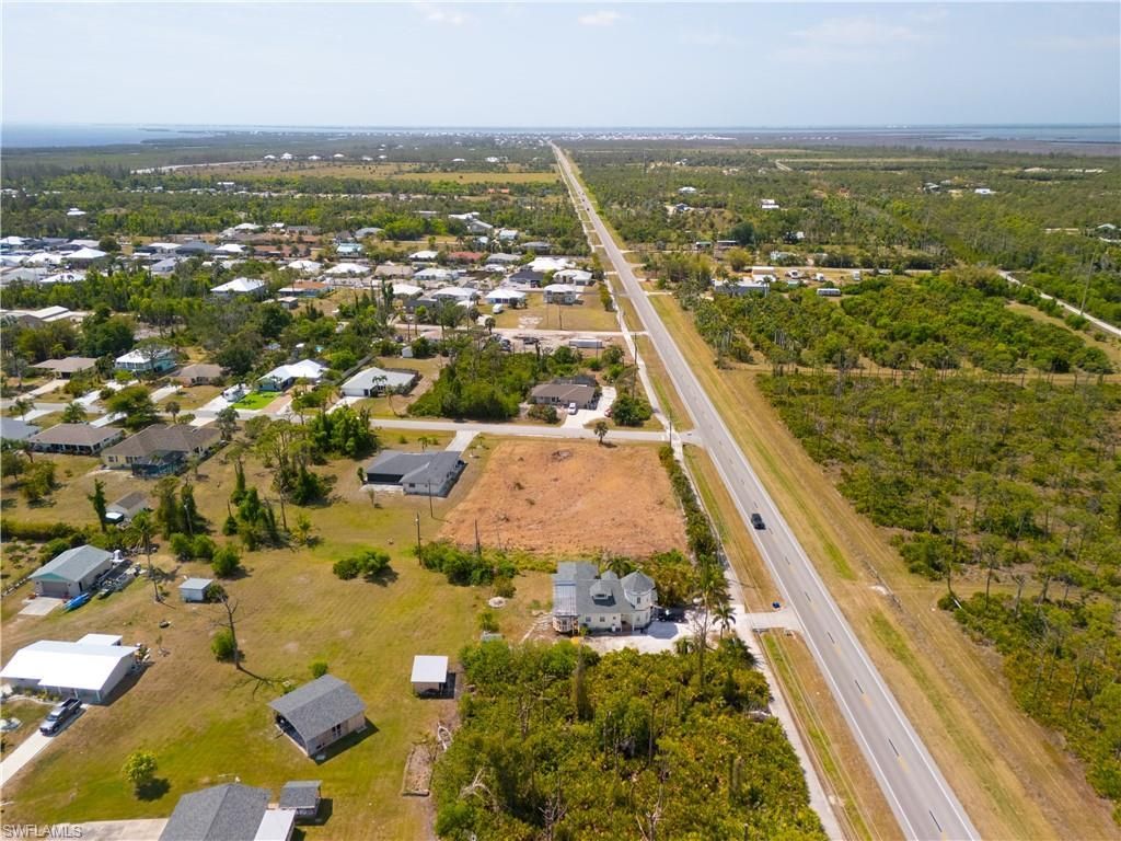 5500 Stringfellow Rd, Saint James City, FL 33956 Photo