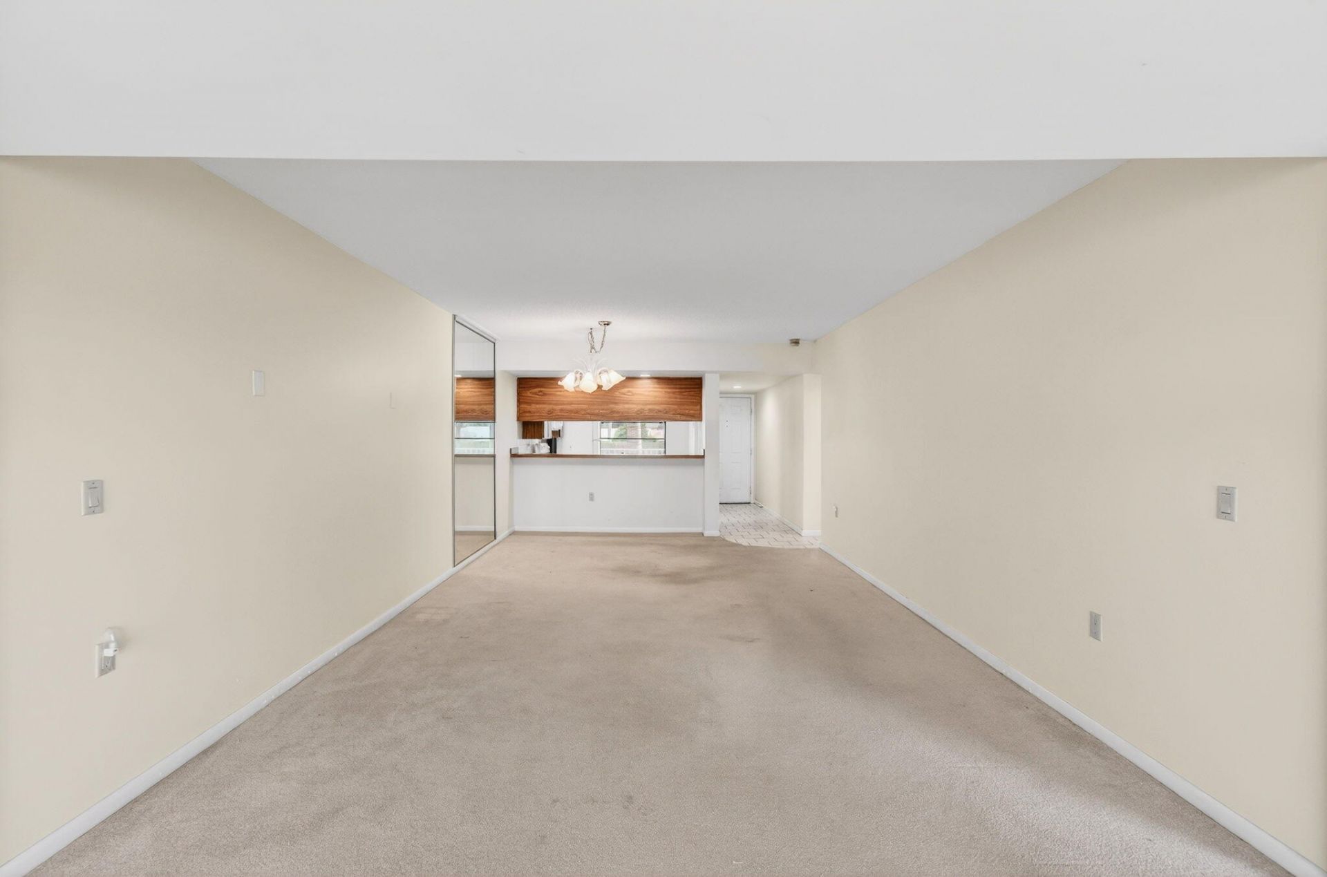 6049 Balboa Circle, Unit 205, Boca Raton, FL 33433 Photo