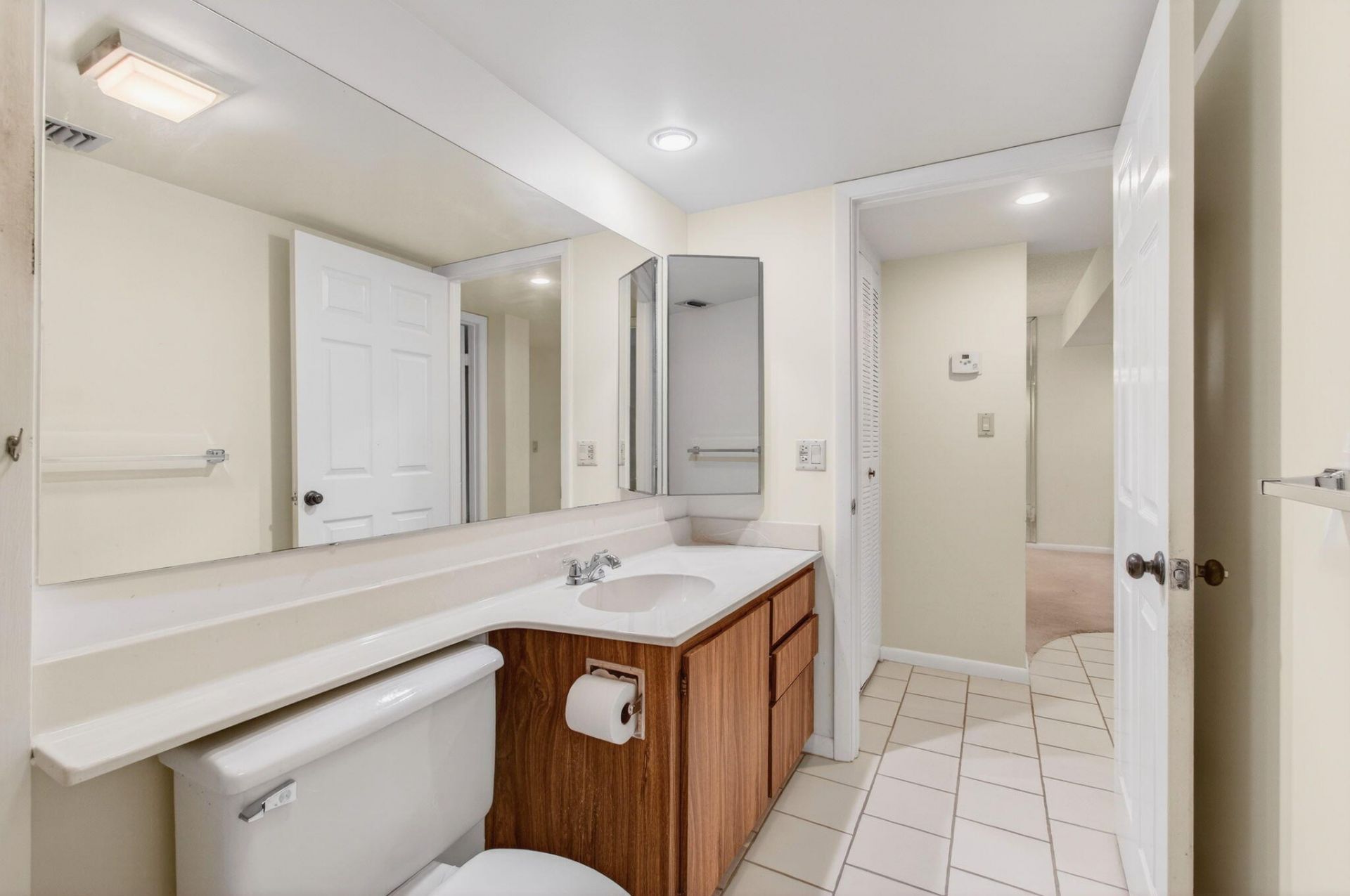 6049 Balboa Circle, Unit 205, Boca Raton, FL 33433 Photo