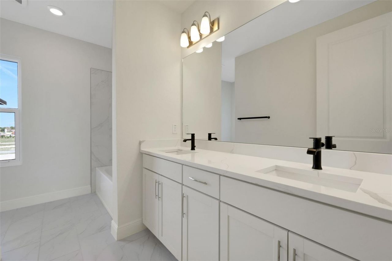 130 Bragg Lane, Lakewood Ranch, FL 34240 Photo