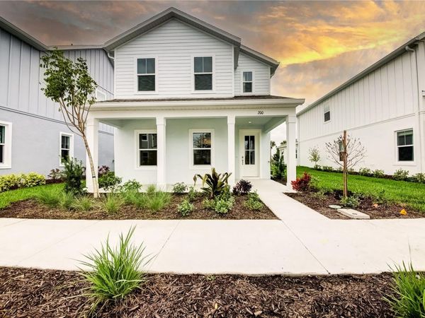 200 EAGLESTON LANE, LAKEWOOD RANCH, FL 34240