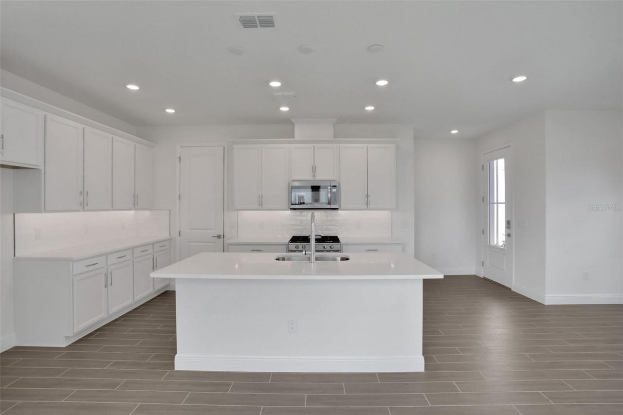 200 Eagleston Lane, Lakewood Ranch, FL 34240 Photo