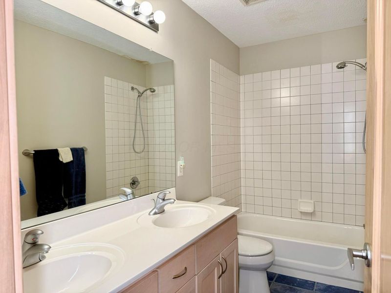 2014 Palouse Drive, London, OH 43140 Photo 53