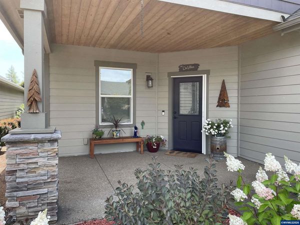 2149 SE Magnolia Av, Dallas, OR 97338