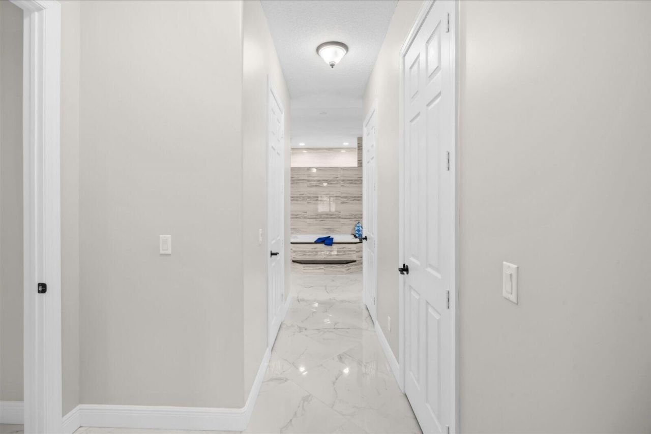 562 SW Souris Avenue, Port Saint Lucie, FL 34953 Photo