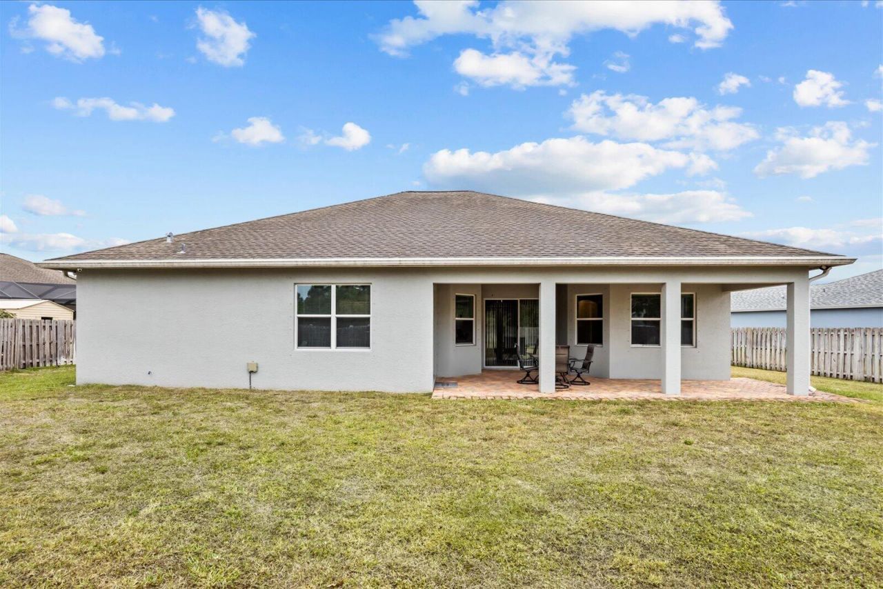 562 SW Souris Avenue, Port Saint Lucie, FL 34953 Photo
