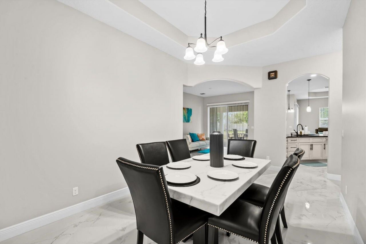 562 SW Souris Avenue, Port Saint Lucie, FL 34953 Photo