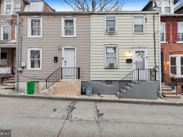 423 N HALL STREET , ALLENTOWN, PA 18102