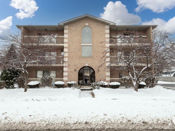 6896 W 87th Street, Unit 3W, Burbank, IL 60459