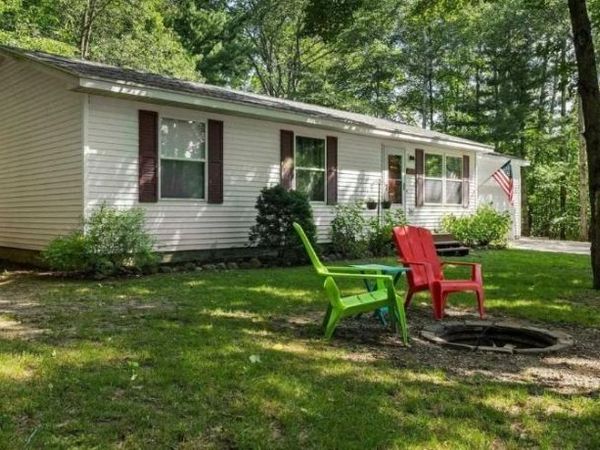 12050 Cabin Lane, Rapid City, MI 49676