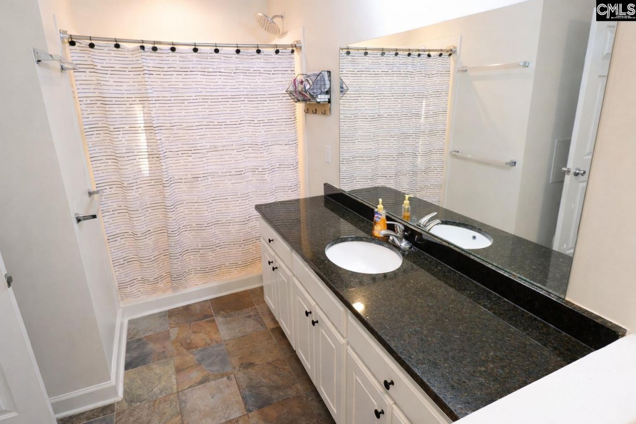 126 Southern Oak Drive Photo 17