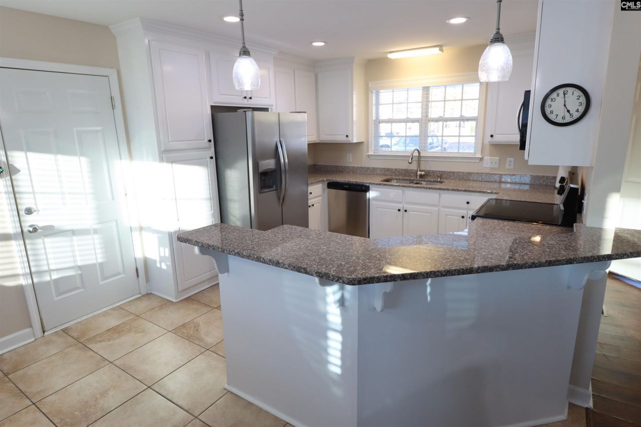 126 Southern Oak Drive Photo 5