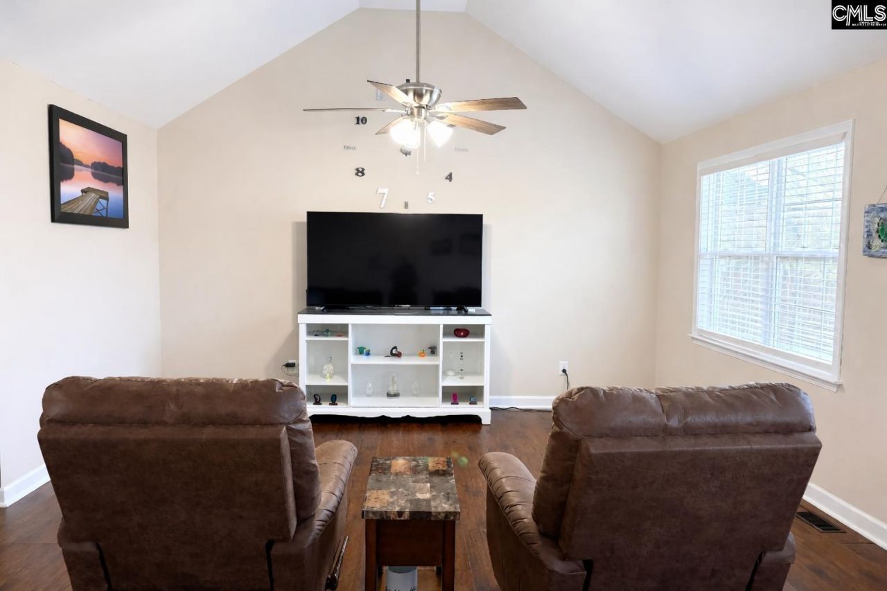 126 Southern Oak Drive Photo 8