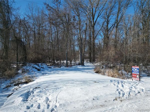 197 N Cotter Road, Hampton Twp, MI 48732