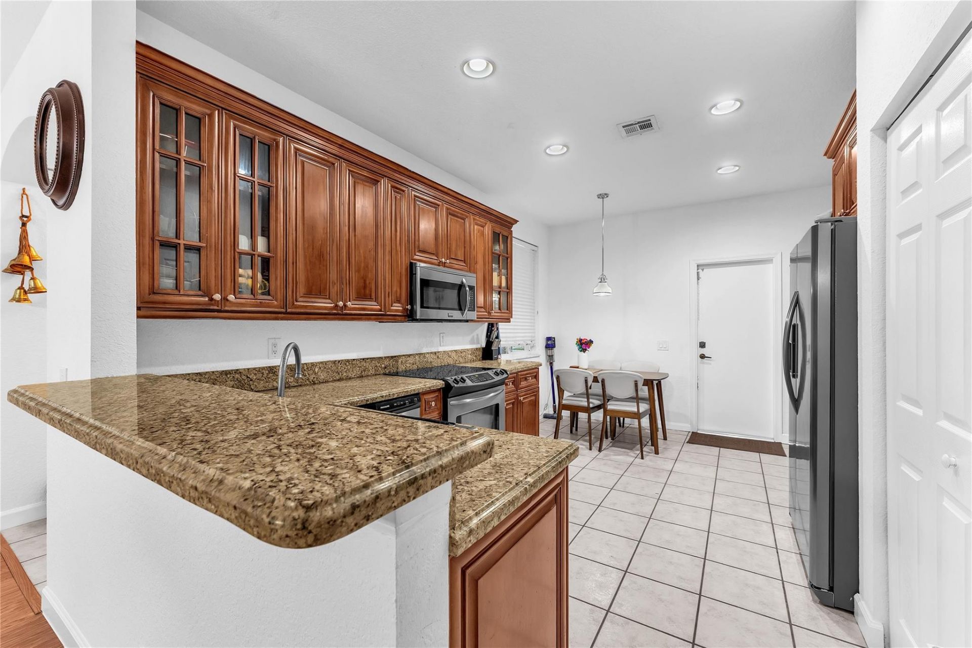 1059 Golden Cane Drive, Weston, FL 33327 Photo