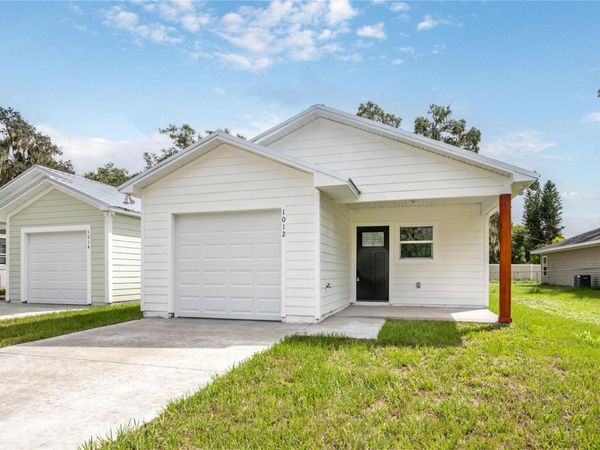 1012 E HAZZARD, EUSTIS, FL 32726