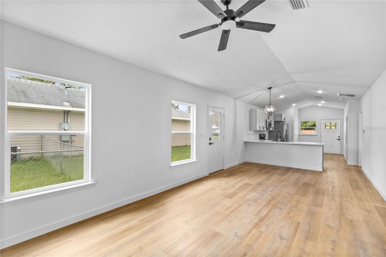 1012 E Hazzard, Eustis, FL 32726 Photo