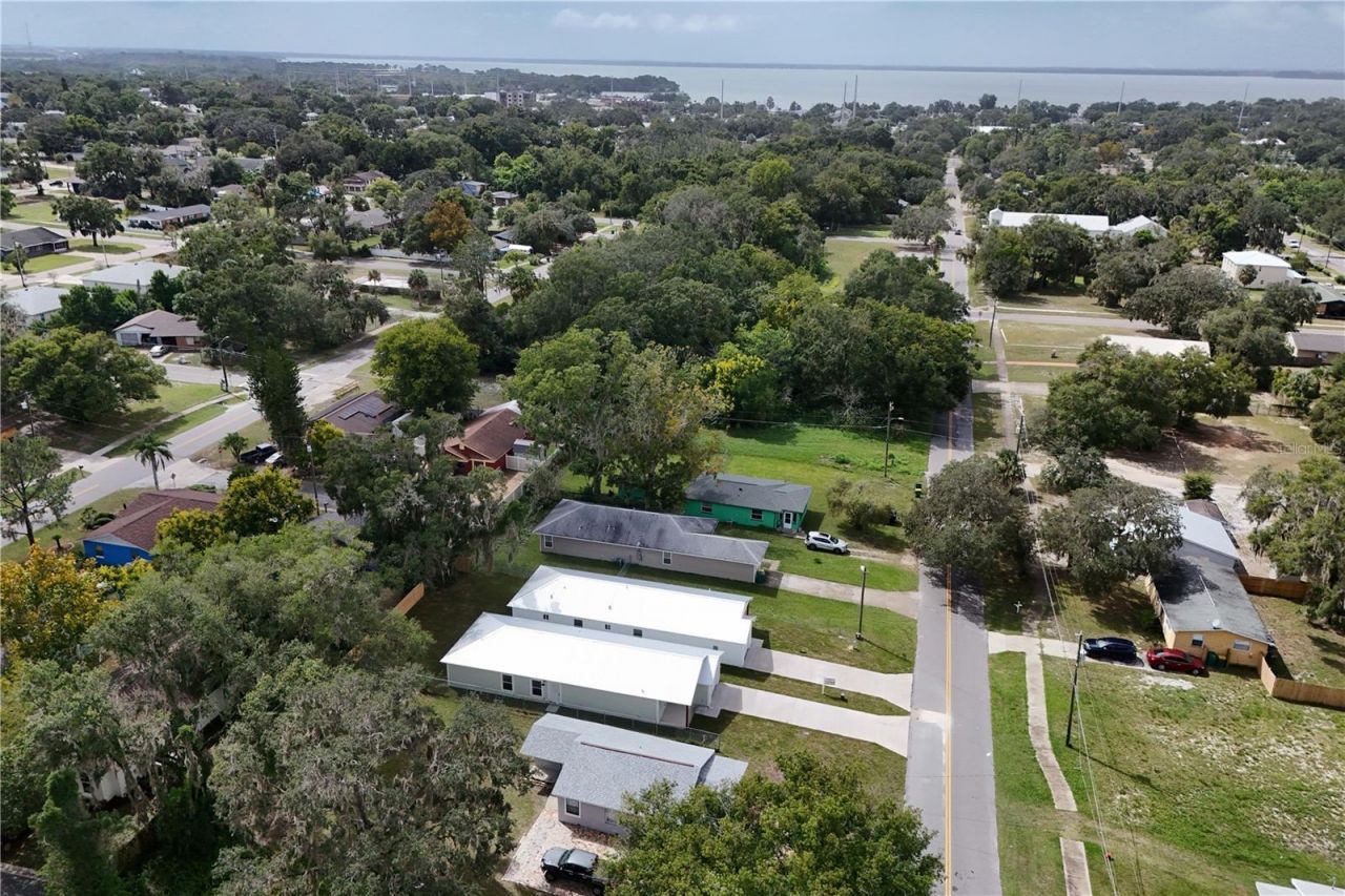 1012 E Hazzard, Eustis, FL 32726 Photo