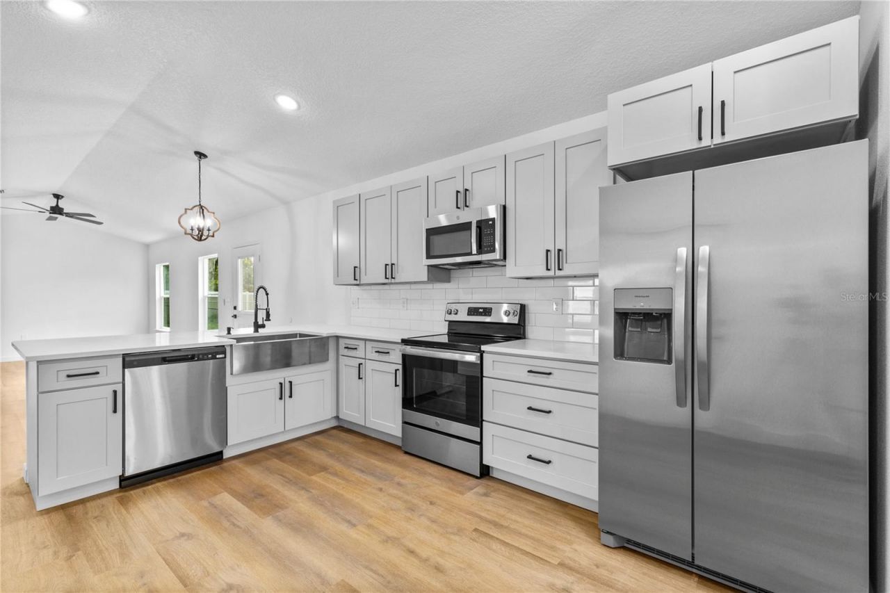 1012 E Hazzard, Eustis, FL 32726 Photo